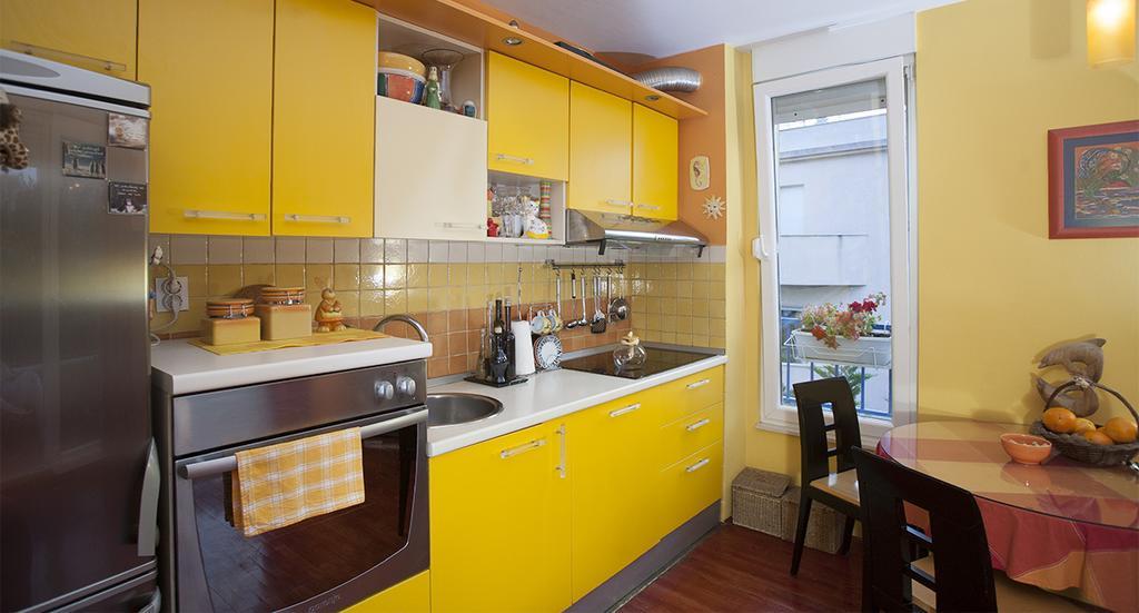 Apartment Sunny Yellow - With Balcony And Parking Place, Split Quarto foto