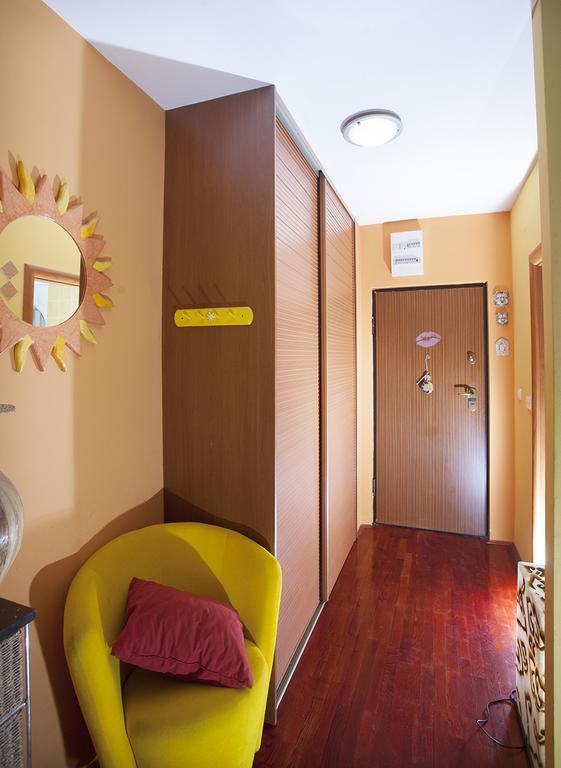 Apartment Sunny Yellow - With Balcony And Parking Place, Split Quarto foto